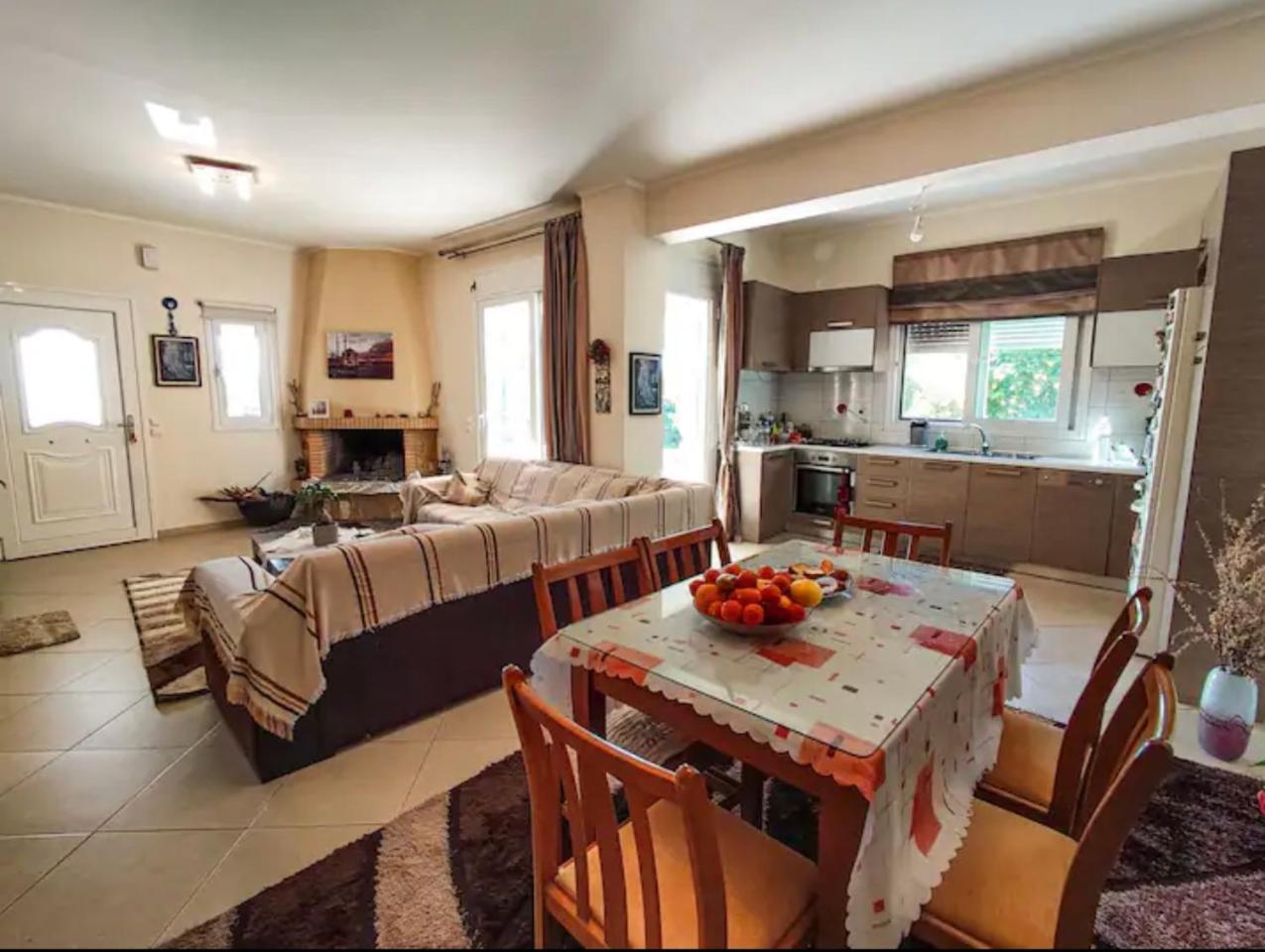 Eretria Homestay Ngoại thất bức ảnh